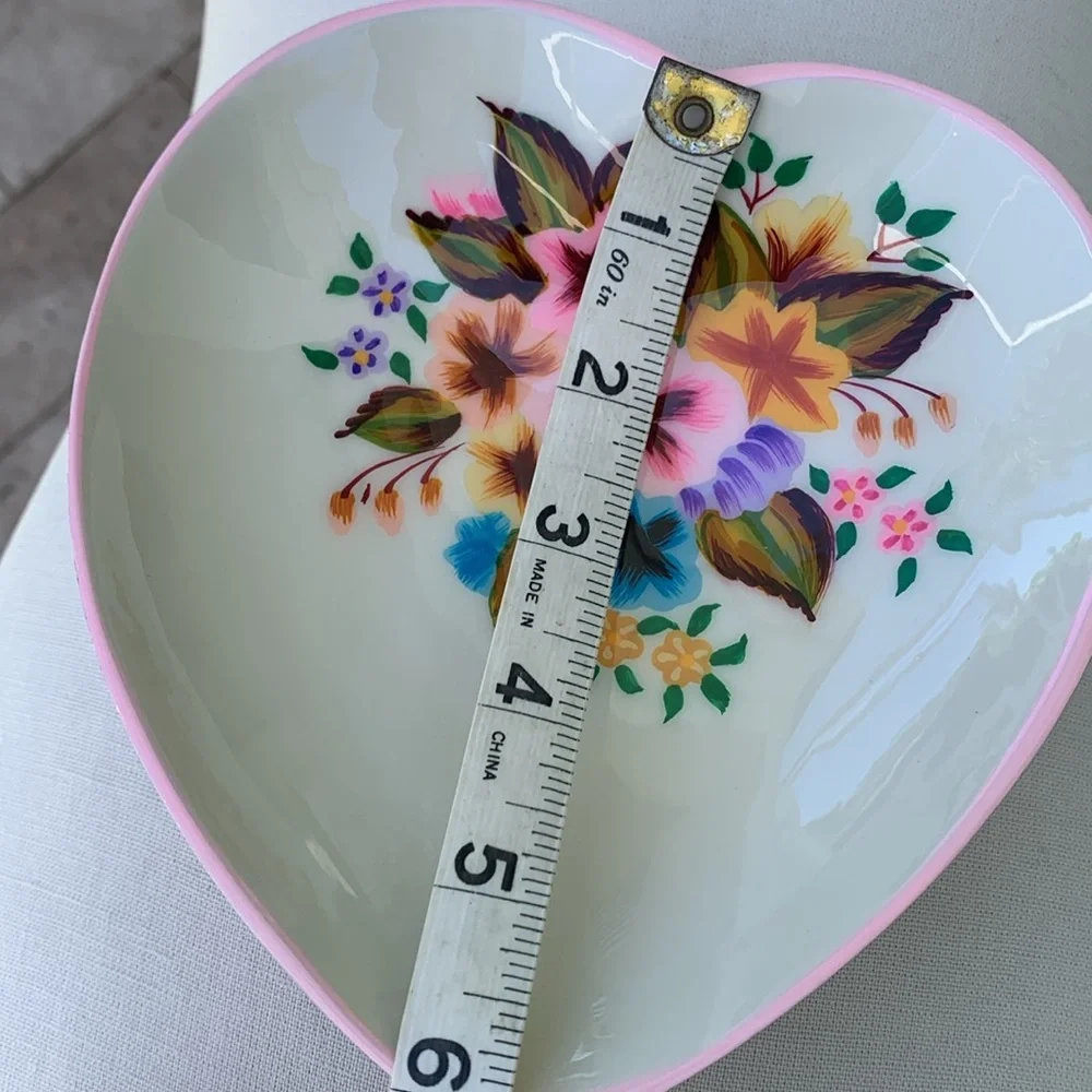 FREE Sundance Catalog $48 heart jewelry trinket dish with minimum purchase $125